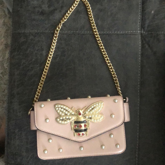 Adorable Bicast Leather Purse - Picture 3 of 3
